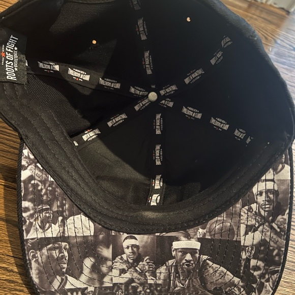 Allen Iverson Roots of fight SnapBack hat - Picture 3 of 5